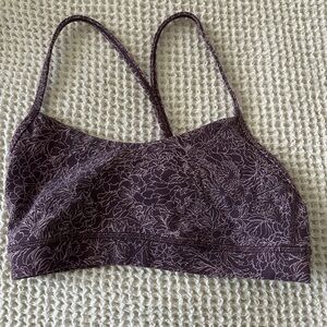 Brown Sports Bra with Wireless Design and Comfortable Fit